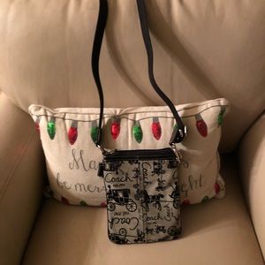 Coach crossbody purse really cute for women on the go! You will love this!